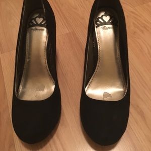 Platform Wedge Pumps